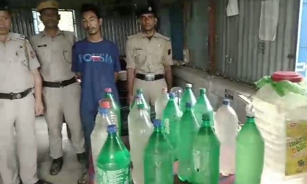 Police Arrested A Man With 50 Litres  Illegal Wine .