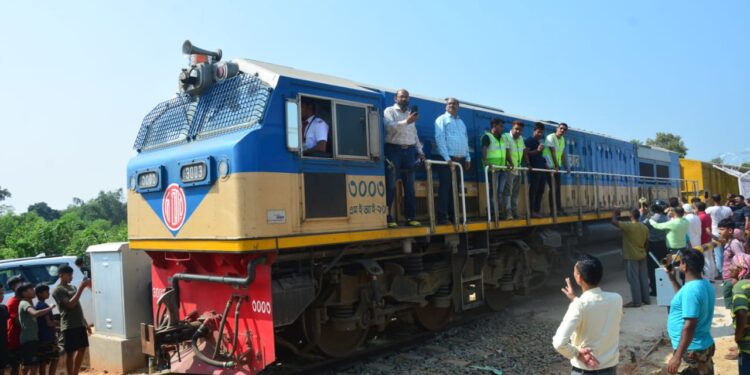 Indo-Bangla rail project: 1st trail train from Bangladesh to Nischintapur