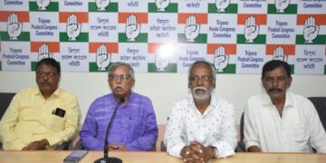Congress accused the ruling government of corruption
