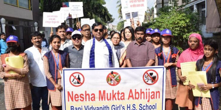 The state government is determined to bring the youth back to normal life: Mayor