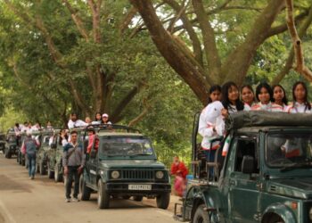 Assam Rifles Public School, Agartala organises Excursion Tour to Kaziranga National Park for students