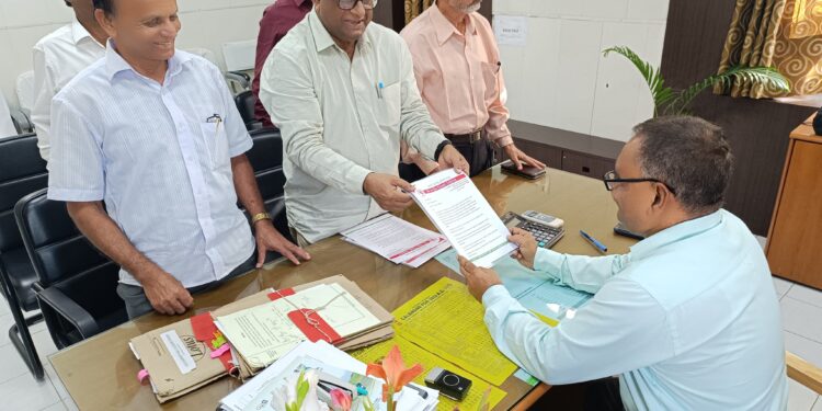 AIKS delegation met Director of the Agriculture department