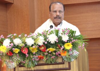 The governor made aware to prevent child marriage