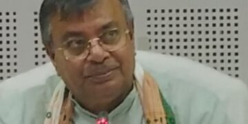 People of the state are economically  developed : Ratan