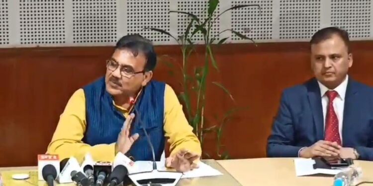 Finance Department distributes Offer to 10 people , Government has taken steps to speed up development work: Finance Minister