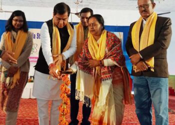 Five models will be selected for competition at the state level in the scientific exhibition : Mayor