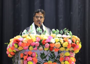 No compromise with quality health care in state: CM