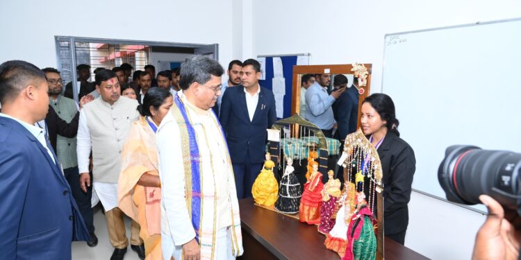 Govt implementing new schemes for women empowerment: CM