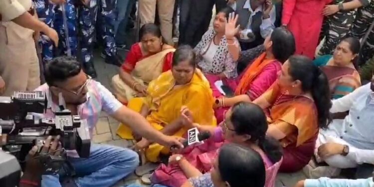 Delegation Faces Obstruction in Sandeshkhali: Union Minister to File Complaint