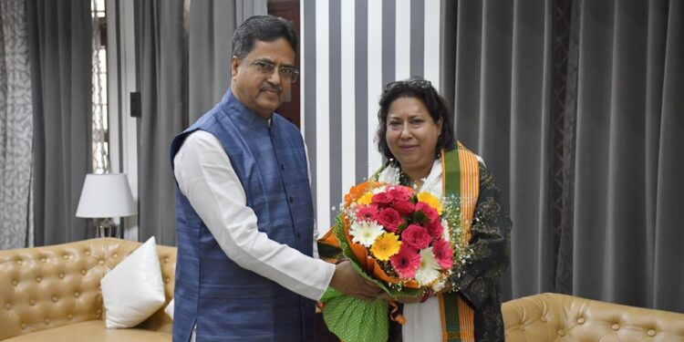 Bharatiya Janata Party Nominee Kriti  Meets  Chief Minister Dr. Manik Saha