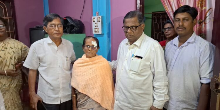 CPIM alleges octogenarian woman, mother of an opposition leader attacked in pre-poll violence by ruling BJP, lodged complaint to ECI but no action