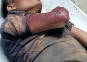 Bangladeshi  smuggler died  in BSF firing