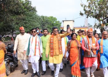 BJP gains massive support, set to secure both seats: CM