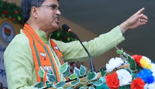 CM criticizes CPIM, Congress for ruling state by creating problems  