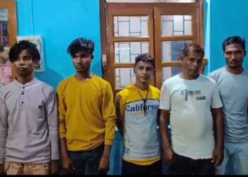 Two Rohingyas and three Indian touts apprehending byTripura police.