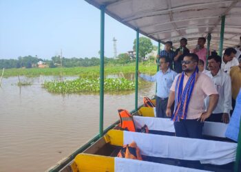Tourism Minister Initiates Efforts to Revive Neermahal and Rudrasagar
