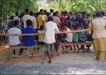 Villagers block road in protest against poor road condition, officials assure quick repair