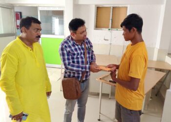 Former Chief Minister of Tripura, Biplab Kumar Dev, Extends Financial Help for Injured Child’s Treatment