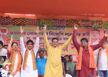 Time arrived to oust TMC from Bengal: CM urges voters