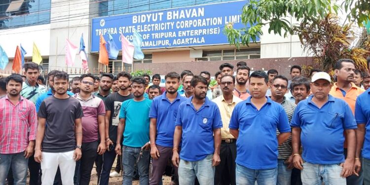 Electricity Linemen and Drivers in Bhturia Demand Improved Conditions