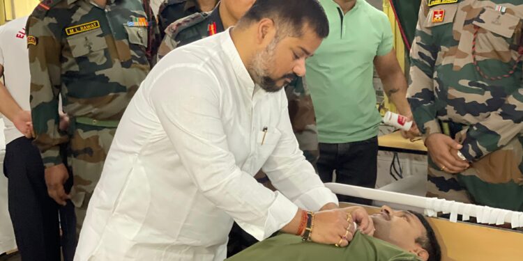 Food Minister Sushanta Chowdhury urges people to donate blood