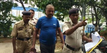 GRP arrested drug smuggler