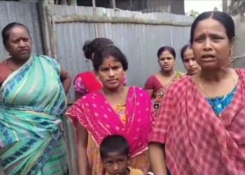 Residents of Smart City threaten to boycott polls over poor road condition