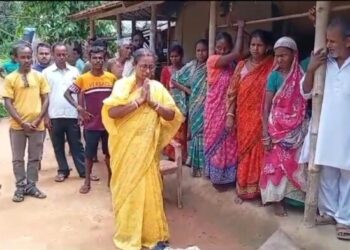 MLA Supports Family of Road Accident Victim