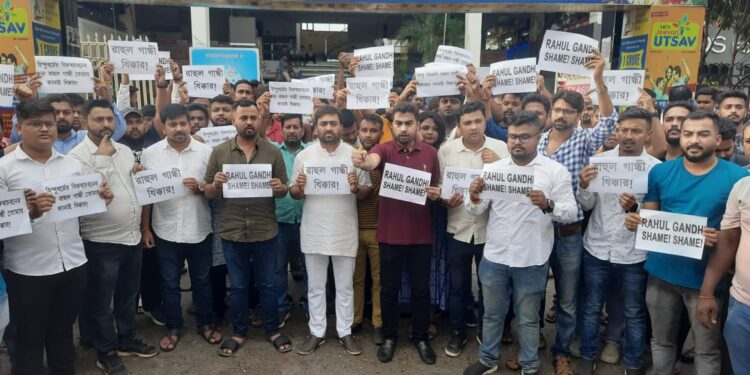 Controversy Erupts Over Rahul Gandhi’s Remarks on Hinduism and BJP