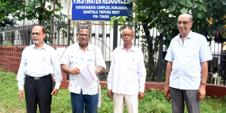 Farmers demand immediate start of irrigation pump machines