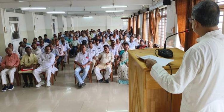 Congress will contest in upcoming Panchayat elections independently