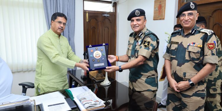 VISIT OF ADG BSF (EASTERN COMMAND) TO TRIPURA FRONTIER