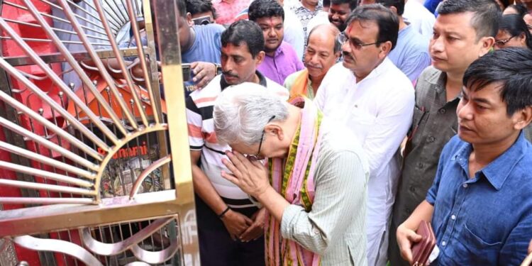 Jishnu Deb Varman visits Mata Tripureshwari Temple after being appointed as Telangana Governor