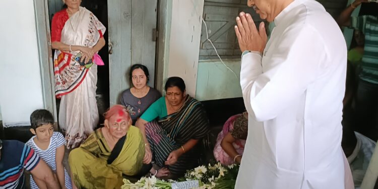 CM Condoles Death of Sameer Chakraborty