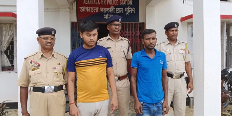 GRP detains two Indian touts