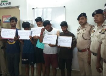 Five arrested for stealing bikes