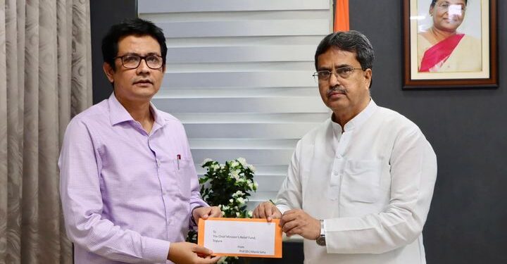 CM donates one month’s salary to CMRF for flood relief