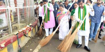 The primary aim of the Har Ghar Tiranga campaign is to awaken a sense of nationalism and patriotism among the people.