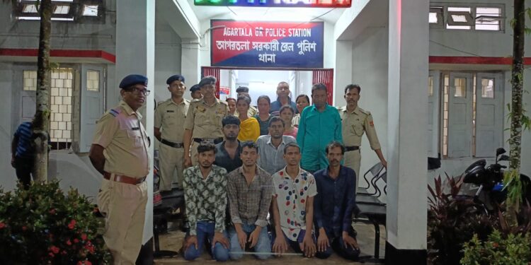 Ten Bangladeshi nationals include 2 Indian touts arrested