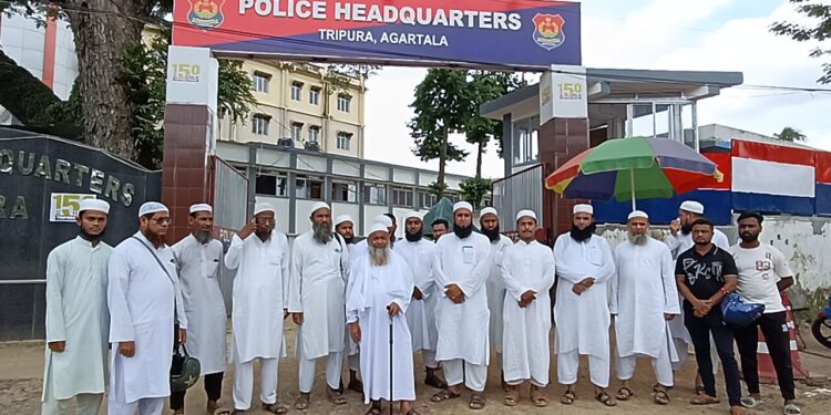 State Jamiat Ulema e Hind stages protest against  justice for the recent violence against the minority Muslim population