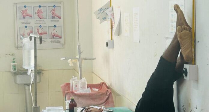 love affair: Youth and girl found dead