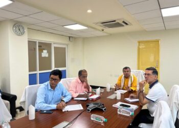 Power Minister Reviews Electricity Situation in Sub-divisions Taken Over from Fedco