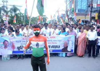 Tripura Congress protests deteriorating law and order, gheraos police headquarters