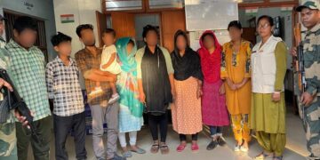 BSF APPREHENDS 07 BANGLADESHI NATIONALS AND 02 SUSPECTED INDIAN TOUTS IN JOINT OPERATION