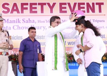 CM warns of strict action for not following traffic rules