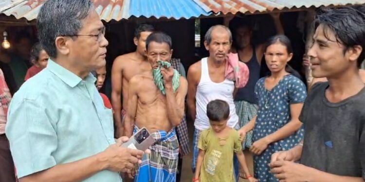 CPI(M) state secretary visits deceased Badal Tripura’s residence