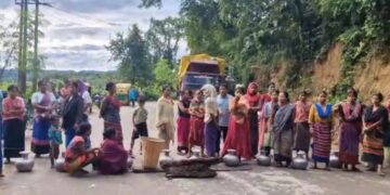 Tribal women staged a protest demanding a supply of clean drinking water