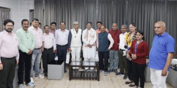 CM meets journalists from Chhattisgarh