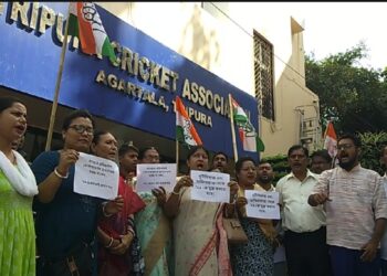 TPC organizes protest outside TCA