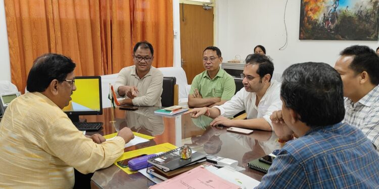 Pradyot met State Election Commissioner